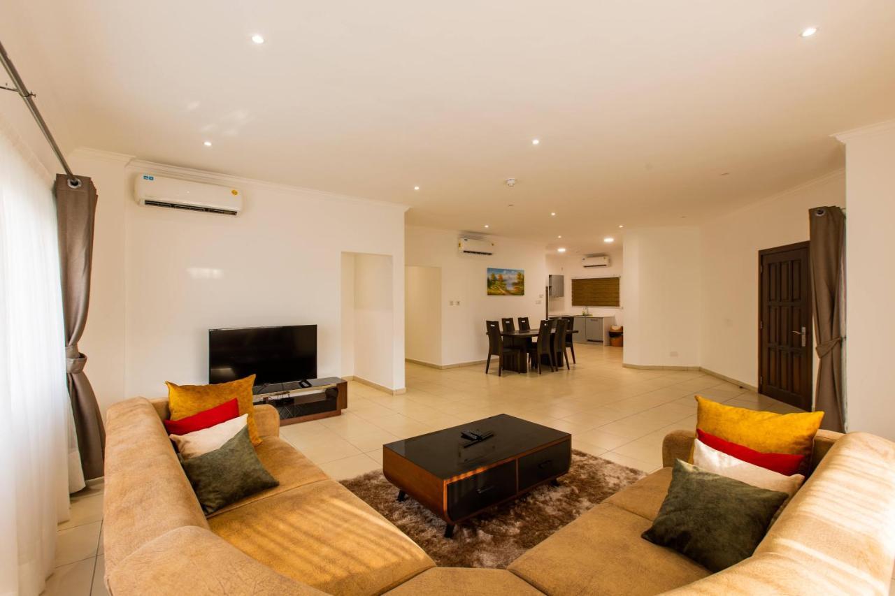 Accra Fine Suites - Holi Flats Airport Residential Dış mekan fotoğraf